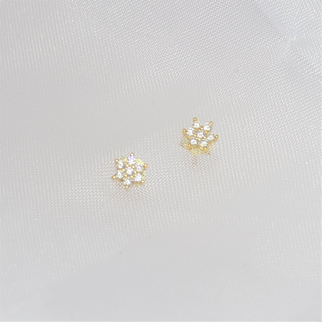 Aretes Dorados Flor Mini