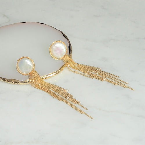 Aretes Dorados con Perla Natural Largos