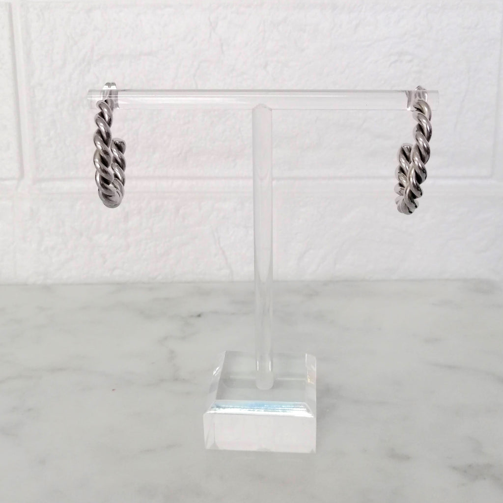 Arracadas Plateadas de Acero inoxidable Torcidas