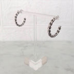 Arracadas Plateadas de Acero inoxidable Torcidas