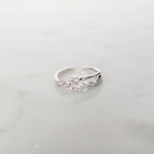 Cargar imagen en el visor de la galería, Anillo Chapa de Oro 14K Ajustable Doble Punto