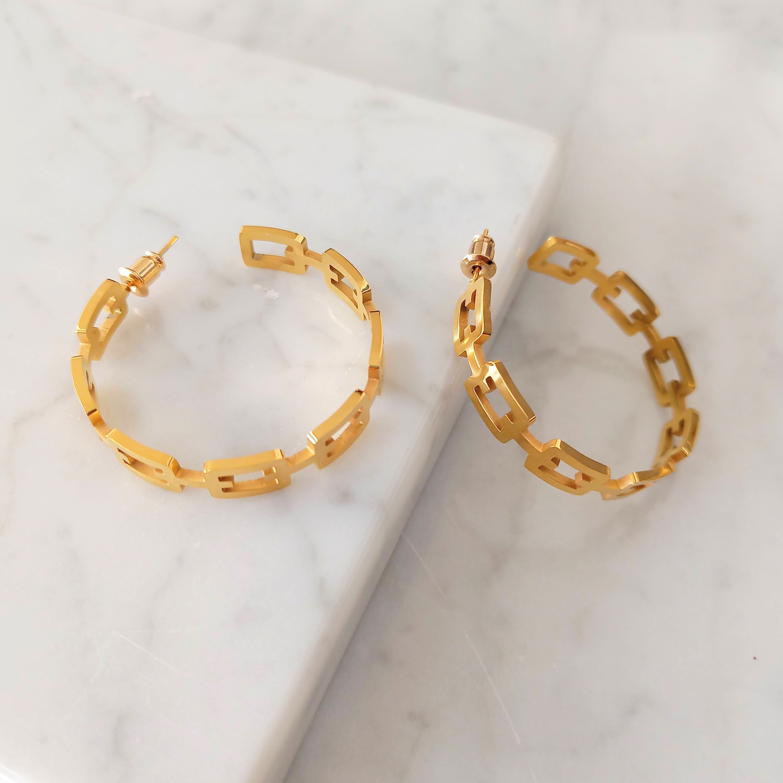 Hoops Dorados Eslabón