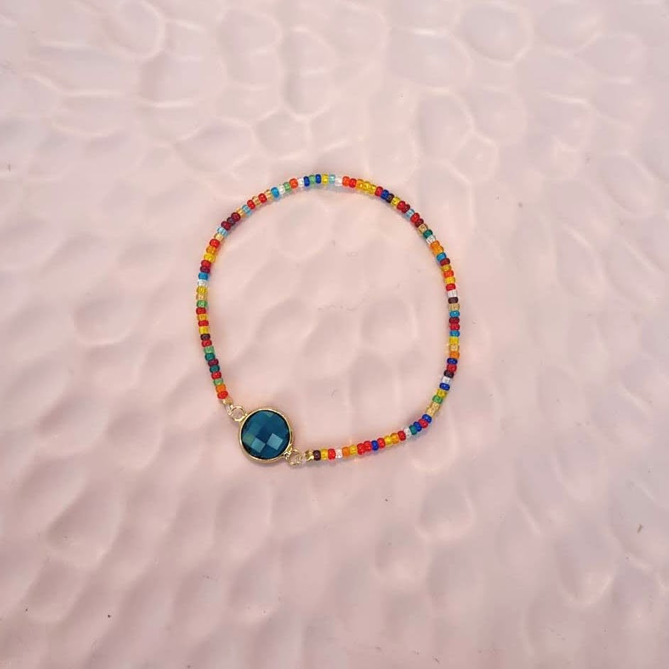 Pulsera Chapa de Oro con Chaquira y Cristal Azul