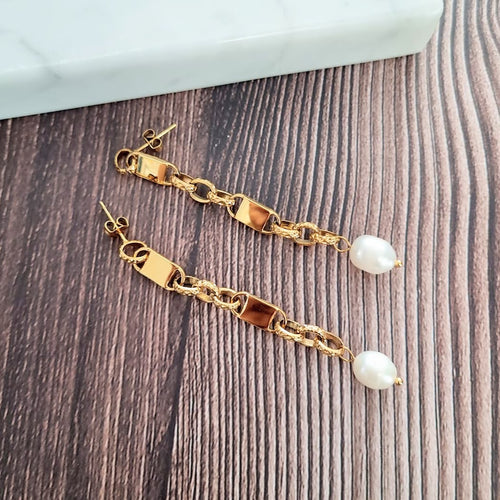 Aretes Dorados Acero Inoxidable con Perla